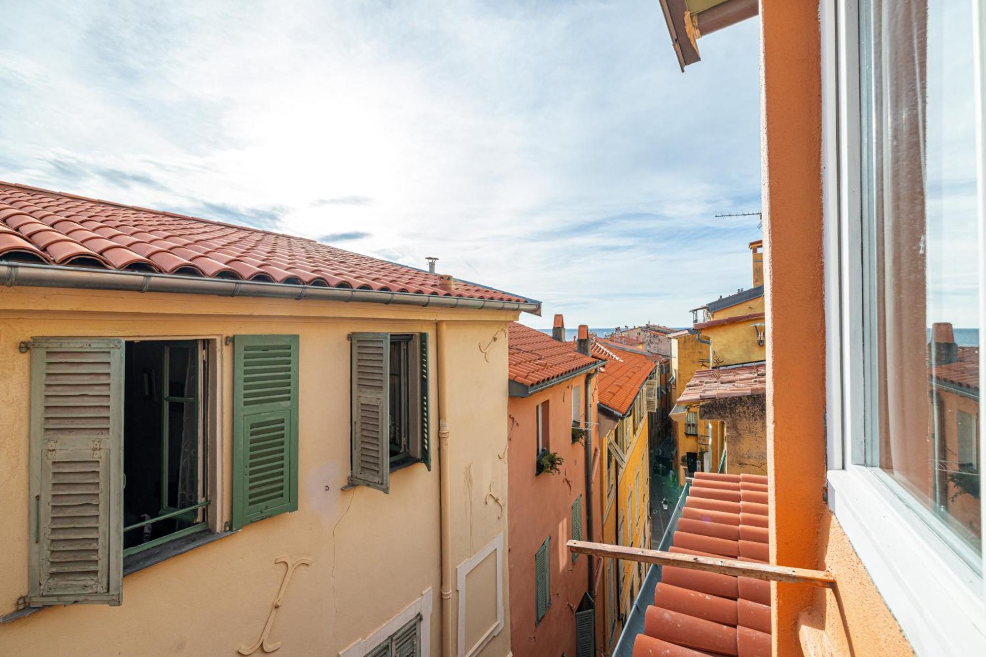 Le Bougainvillier Menton Vieille Ville Exterior photo